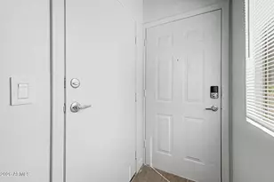 4644 N 22nd St, Phoenix, AZ 85016 - Photo 4