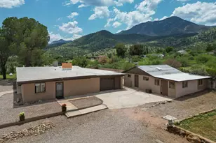 8056 S Vato Ln, Hereford, AZ 85615 - Photo 2
