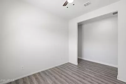 11204 W Mobile Lane, Tolleson, AZ 85353 - Photo 8