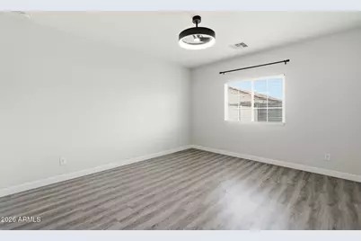11204 W Mobile Lane, Tolleson, AZ 85353 - Photo 6