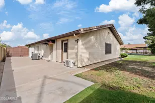 843 N Winthrop Cir, Mesa, AZ 85213 - Photo 30