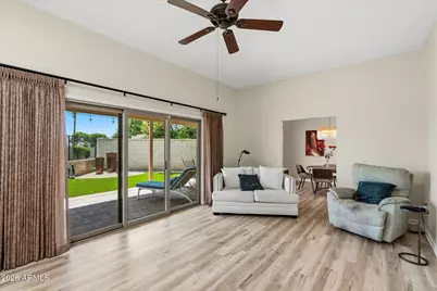 10633 W Pineaire Drive, Sun City, AZ 85351 - Photo 2