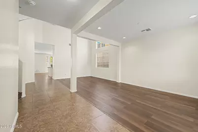 7842 W Andrea Drive, Peoria, AZ 85383 - Photo 6
