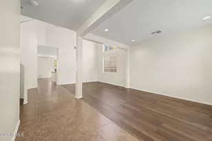 7842 W Andrea Dr, Peoria, AZ 85383 - Photo 6
