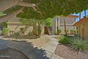 10410 N Cave Creek Rd, Phoenix, AZ 85020 - Photo 34
