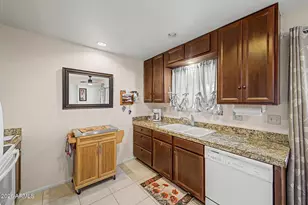 10619 W Coggins Dr, Sun City, AZ 85351 - Photo 14