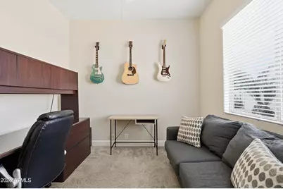 1607 W Nighthawk Way, Phoenix, AZ 85045 - Photo 18
