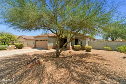 18391 W Capistrano Avenue, Goodyear, AZ 85338 - Photo 4