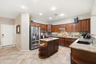 4562 S Star Canyon Dr, Gilbert, AZ 85297 - Photo 4