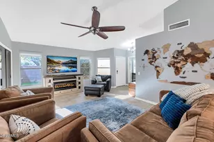 4834 E Mossman Rd, Phoenix, AZ 85054 - Photo 10