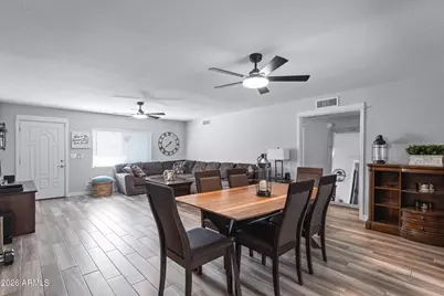 253 S Monterey Street, Gilbert, AZ 85233 - Photo 8