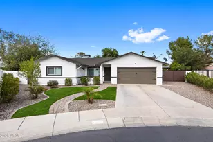 253 S Monterey St, Gilbert, AZ 85233 - Photo 2
