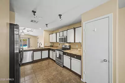 737 S 167th Drive, Goodyear, AZ 85338 - Photo 6