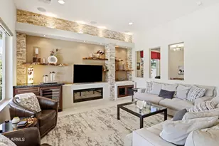 16383 W Sheila Ln, Goodyear, AZ 85395 - Photo 8