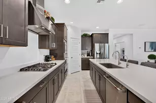12843 W Lamar Ct, Glendale, AZ 85307 - Photo 2