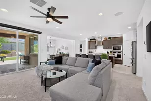 12843 W Lamar Ct, Glendale, AZ 85307 - Photo 8