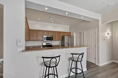 3131 E Legacy Drive #2060, Phoenix, AZ 85042 - Photo 6