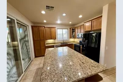 2226 E Bowker Street, Phoenix, AZ 85040 - Photo 6