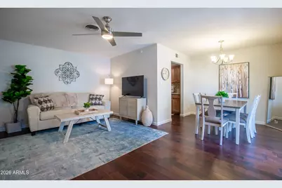 3416 N 44th Street #30, Phoenix, AZ 85018 - Photo 2