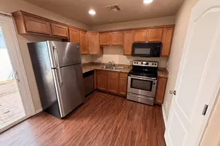 17402 N 19th Ave, Phoenix, AZ 85023 - Photo 6