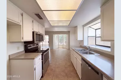 10701 W Campbell Avenue, Phoenix, AZ 85037 - Photo 2