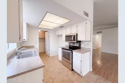 10701 W Campbell Avenue, Phoenix, AZ 85037 - Photo 6
