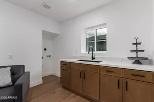 8401 E San Miguel Ave, Scottsdale, AZ 85250 - Photo 18