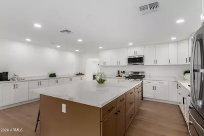 8401 E San Miguel Avenue, Scottsdale, AZ 85250 - Photo 6