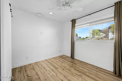 8219 E Valley View Road, Scottsdale, AZ 85250 - Photo 22
