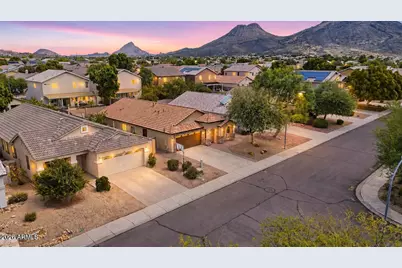 6780 W Buckskin Trail, Peoria, AZ 85383 - Photo 2