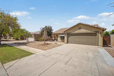 454 W Cotton Lane, Gilbert, AZ 85233 - Photo 2