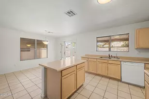 454 W Cotton Ln, Gilbert, AZ 85233 - Photo 12