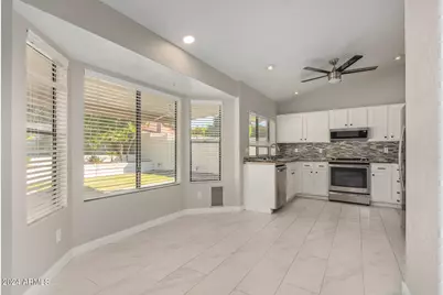 9138 E Davenport Drive, Scottsdale, AZ 85260 - Photo 12