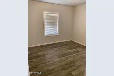 2301 W Hayward Avenue, Phoenix, AZ 85021 - Photo 12