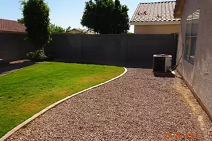 13493 W Young St, Surprise, AZ 85374 - Photo 12