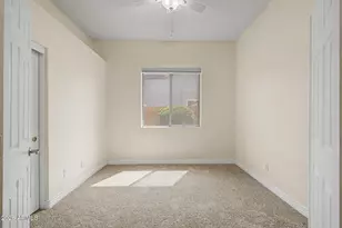 245 E Smoke Tree Rd, Gilbert, AZ 85296 - Photo 18