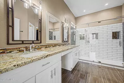 245 E Smoke Tree Road, Gilbert, AZ 85296 - Photo 12