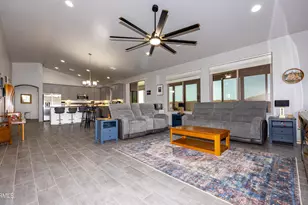 10118 S Vaquero Ln, Hereford, AZ 85615 - Photo 6