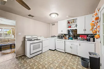 2922 W Fillmore Street, Phoenix, AZ 85009 - Photo 10