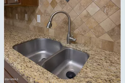 12208 N Pebble Beach Drive, Sun City, AZ 85351 - Photo 6