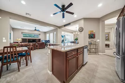 28827 N 127th Avenue, Peoria, AZ 85383 - Photo 8