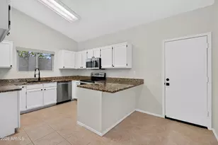 11246 E Poinsettia Dr, Scottsdale, AZ 85259 - Photo 20