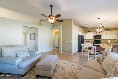 22527 N 74th Avenue, Glendale, AZ 85310 - Photo 4