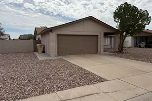 10021 N 47th Dr, Glendale, AZ 85302 - Photo 2