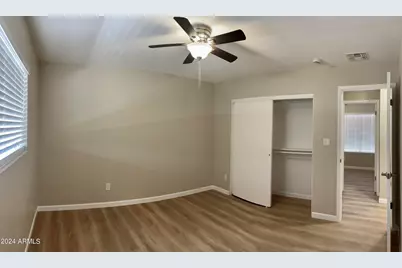 10021 N 47th Drive, Glendale, AZ 85302 - Photo 8
