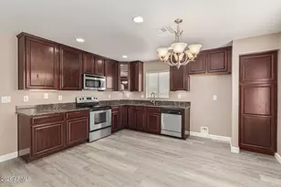 11719 W Dos Rios Dr, Sun City, AZ 85373 - Photo 4
