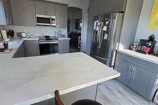 10632 W Runion Dr, Peoria, AZ 85382 - Photo 6
