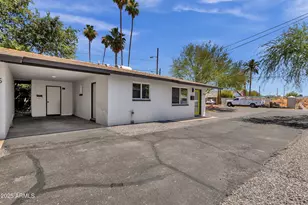 3110 N 39th St, Phoenix, AZ 85018 - Photo 18