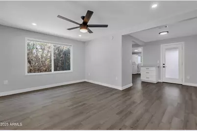 3110 N 39th Street, Phoenix, AZ 85018 - Photo 6
