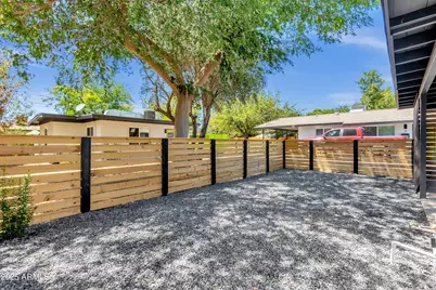3110 N 39th Street, Phoenix, AZ 85018 - Photo 14